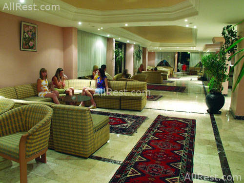 Fame Hotel 4